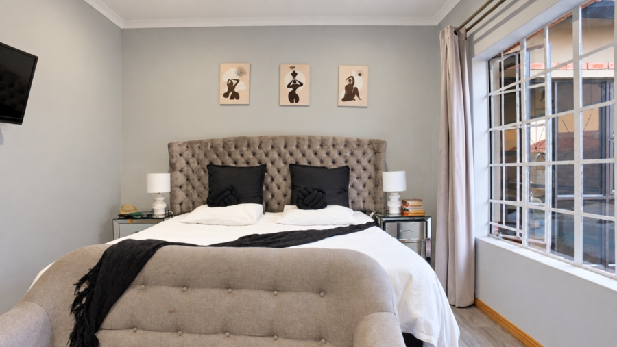 3 Bedroom Property for Sale in Waterkloof East North West